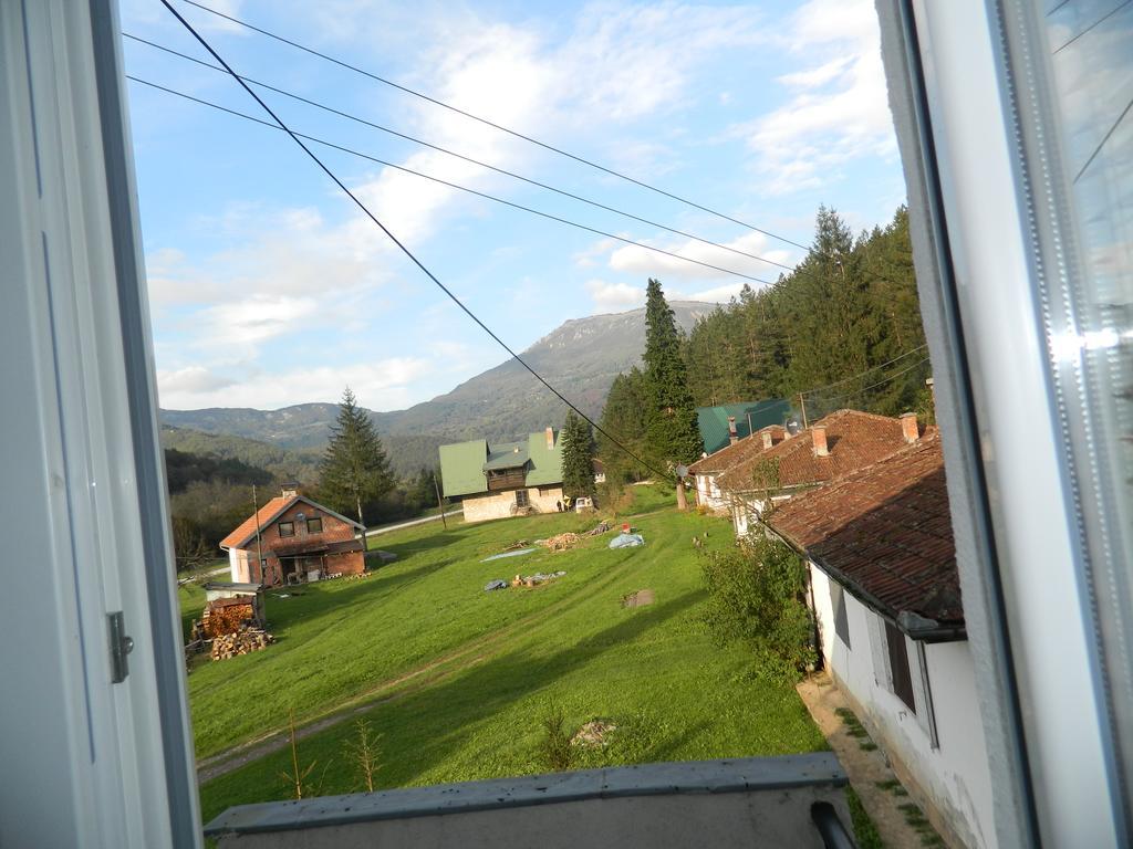 Apartman Sutjeska Tjentiste Exterior photo